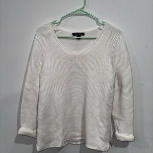 Tommy Bahama Cream V-Neck Sweater
